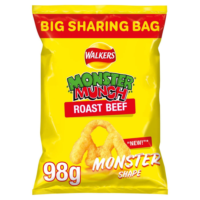 Walkers Monster Munch Roas Beef partageant les collations 98g